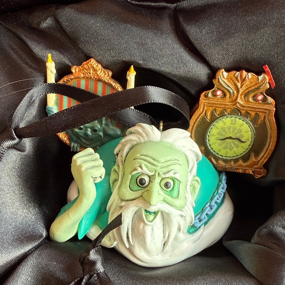 Disney Haunted Mansion ornaments - Picture 6 of 16